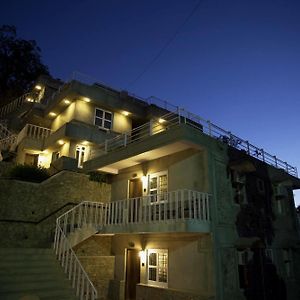 Hotel Aravali